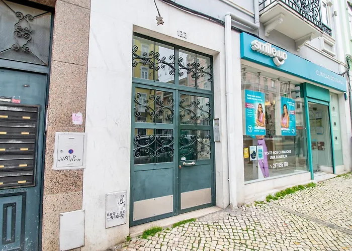 Arroios - Fourth Floor Privat bolig