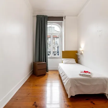 Privatunterkunft Arroios - Fourth Floor