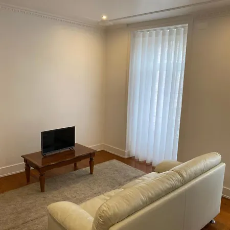 Privatunterkunft Arroios - Fourth Floor *